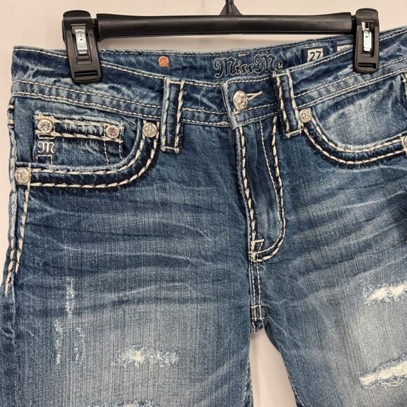 Miss Me Jeans Women's Size 27 Boyfriend Denim Shorts Cuffed Distressed Med Blue - Picture 2 of 8